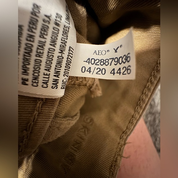 American Eagle men’s 36/30 khaki pants skinny fit - Picture 4 of 4